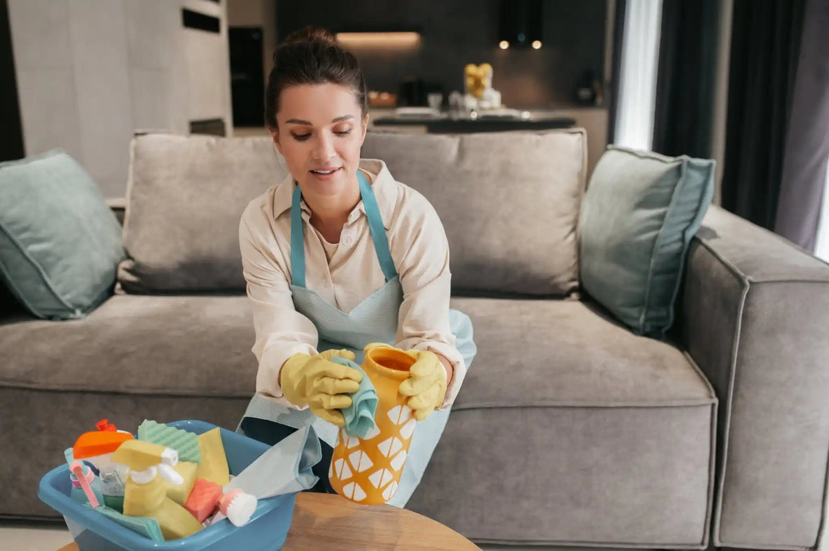 Limpieza Suave en Casa: Productos Seguros para Piel Propensa al Eczema